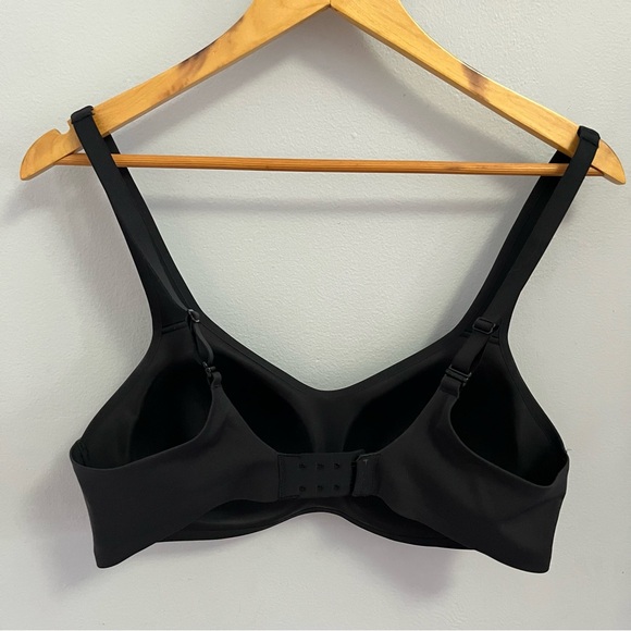 Black Daily Embrace Adjustable T-Shirt Bra Huug NWOT Medium - Picture 6 of 7